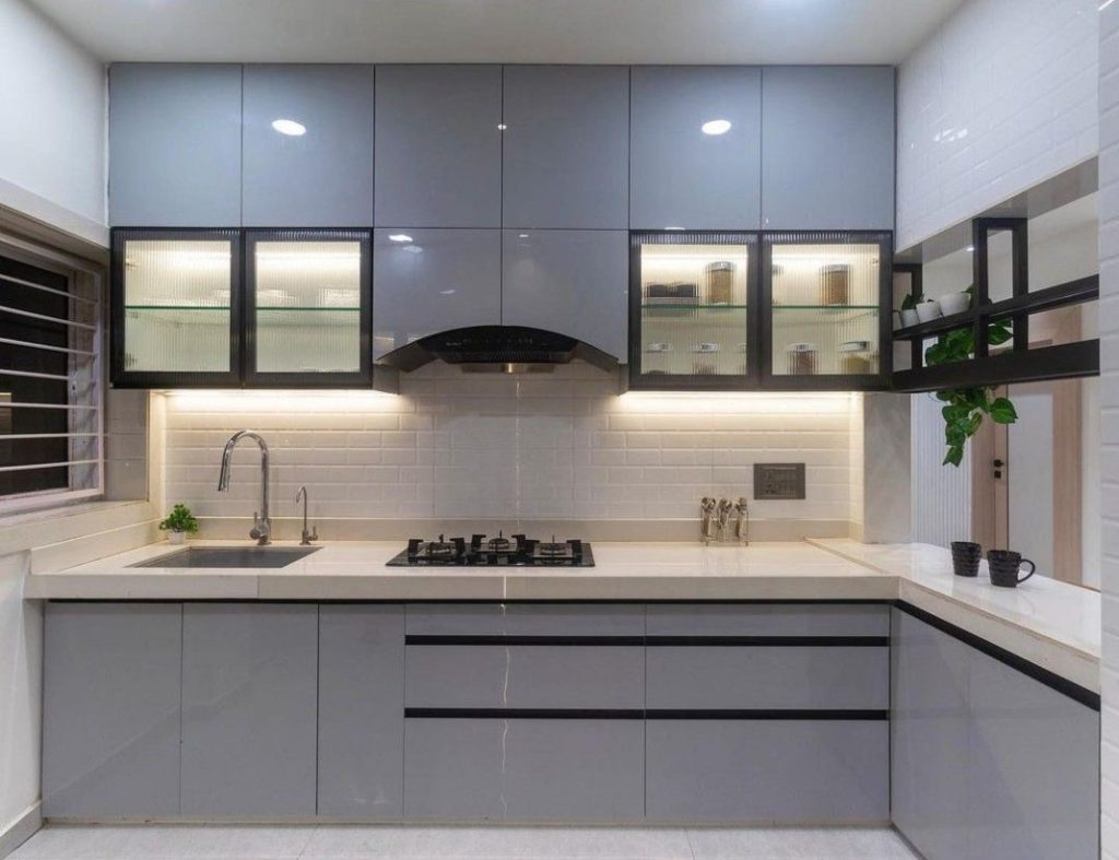 Cupboard vs Cabinet,Cupboard