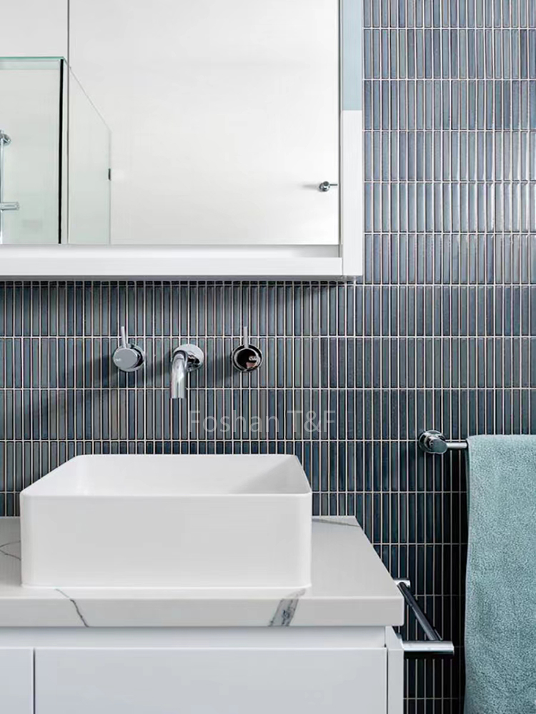 Good Price China Kitkat Strip 3D Wall Panel Porcelain Backsplash Kitchen Bathroom Mozaic Tile Mosaic