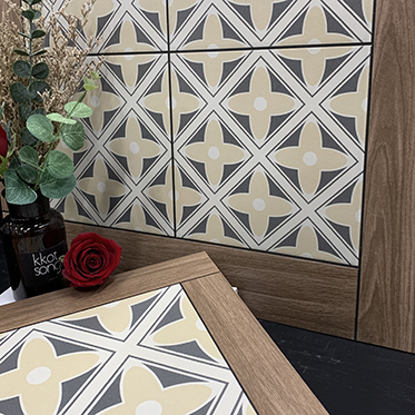 Full Body 600*600 Interior Wooden Flower Pattern Porcelain 60 by 60 Matte Glazed Rustic Floor Tiles for Living Room
