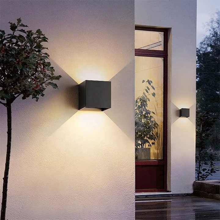 High Quality Outdoor Waterproof IP65 6W 12W up and Down Lighting Garden LED Wall Lamp Light for Home