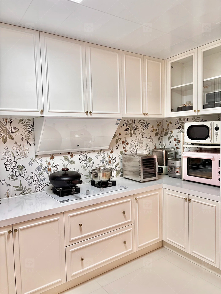Hot New Modern Style Ready-to-Assemble Kitchen Cabinet Elegant Wardrobe for Kitchen Storage