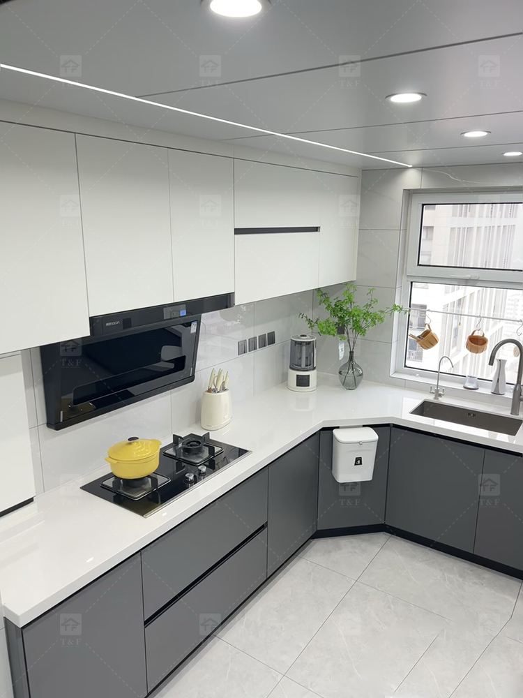 Modern Complete White Kitchen Cabinets in Ltaly Style Aluminum Design with Cupboards for Kitchen Design