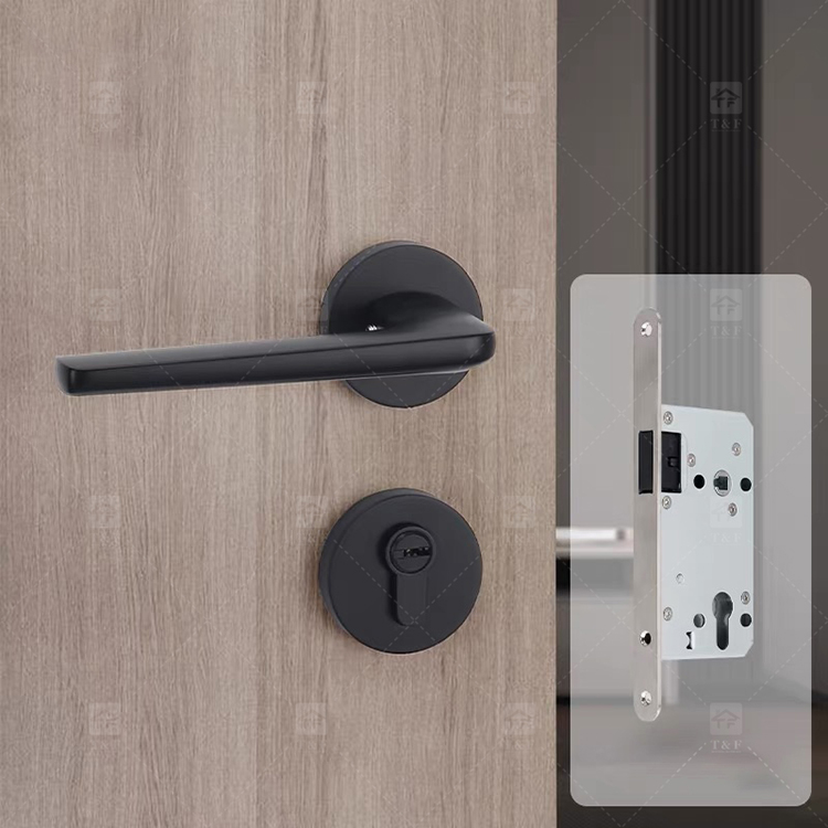 Luxury Gold Magnetic Silent Wooden Door Handle with Split Bedroom Lock Modern Design for Indoor Household for Villas