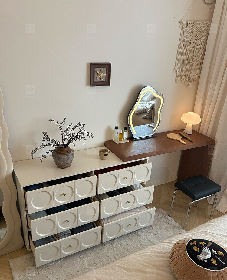 Luxury Black Solid Wood Vanity Table with LED Light Makeup Mirror 7 Drawers Durable Furniture for Bedroom Living Room Hotel Use