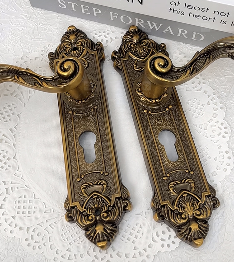 Factory High Performance Cost Ratio Modern Interior Door Handles Lock with Customization for Villa Hotel & Apartment Use