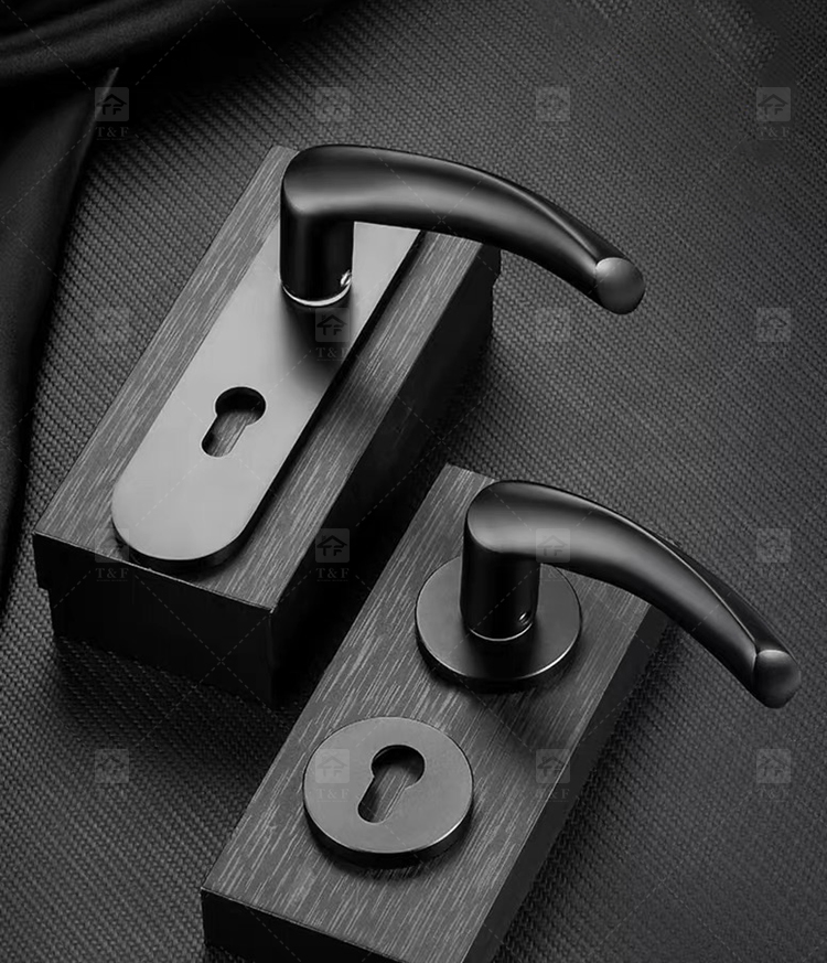 Interior Bathroom Bedroom Wood Handle Door Locks for Wooden Doors Modern Luxury Design Easy Installation Villa & Hotel Use