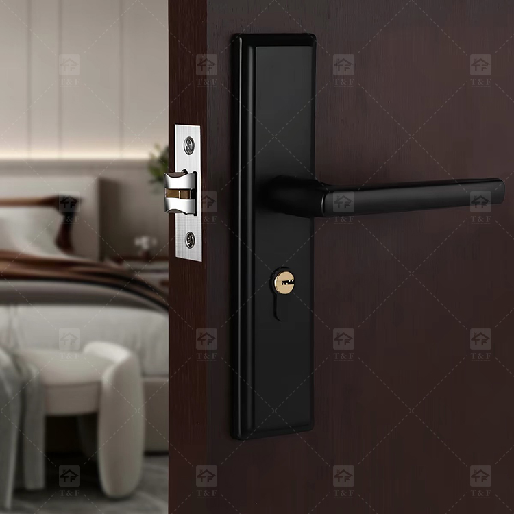 Interior Bathroom Bedroom Wood Handle Door Locks for Wooden Doors Modern Luxury Design Easy Installation Villa & Hotel Use